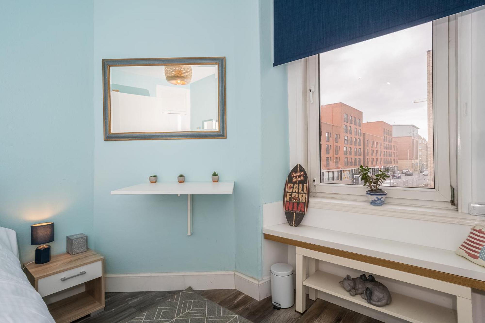 Pass The Keys Trendy Historic Flat Sleeps 4 To 6 Near Leith Shore Apartment Edinburgh Bagian luar foto