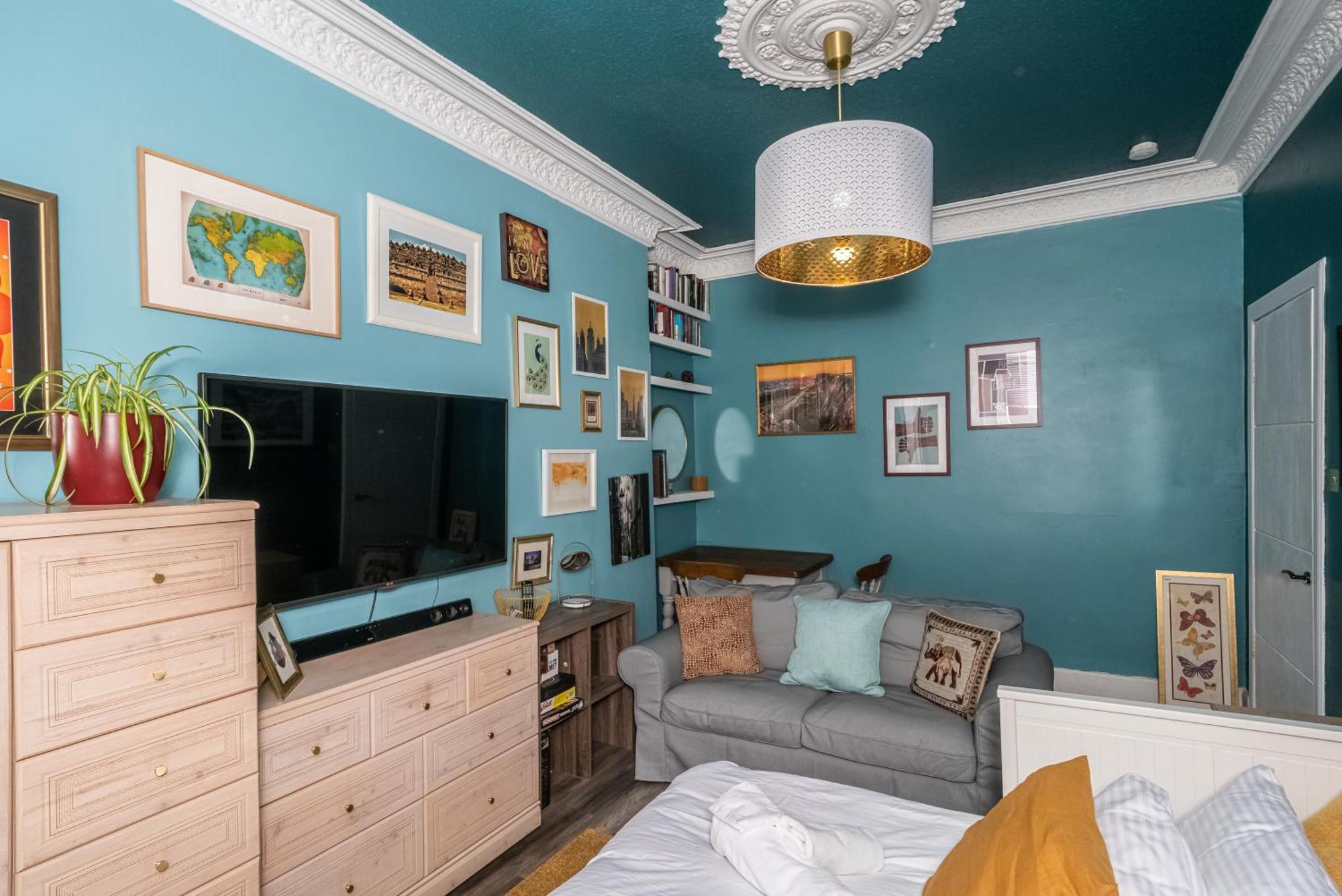 Pass The Keys Trendy Historic Flat Sleeps 4 To 6 Near Leith Shore Apartment Edinburgh Bagian luar foto